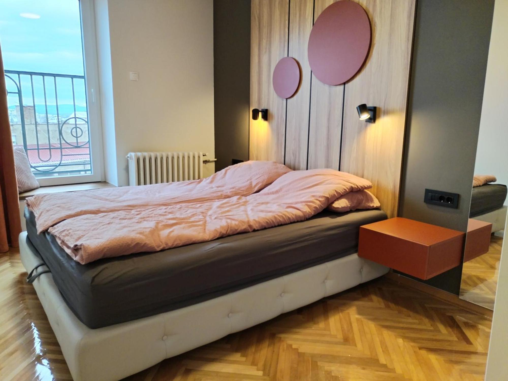 Apartman Nika Пирот Екстериор снимка